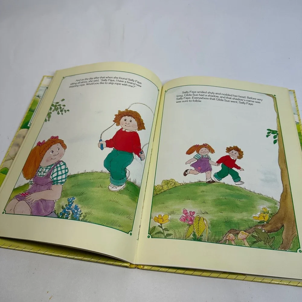 Cabbage Patch Kids The Shyest Kid in the Patch Vintage‎ 1984 Hardcover Storybook